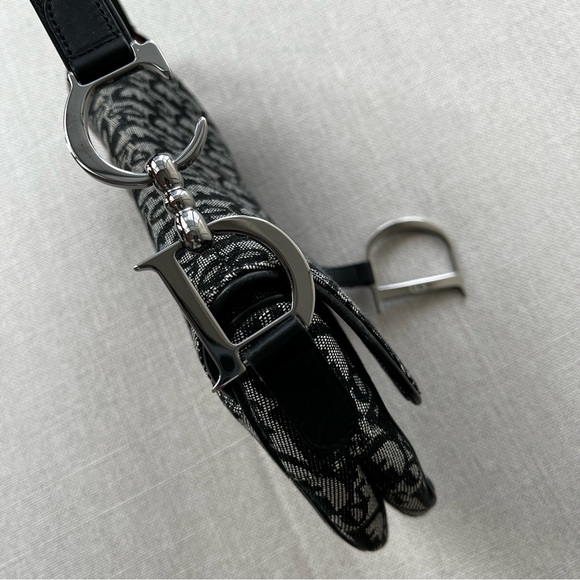 DIOR Vintage Oblique Trotter Saddle Bag - Picture 4 of 13